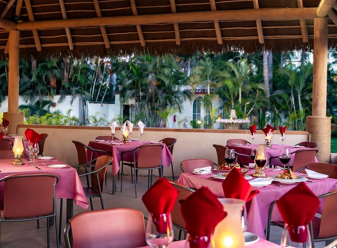 Restaurant Cinque Terre Krystal® Puerto Vallarta Restaurant Cinque Terre Krystal® Puerto Vallarta